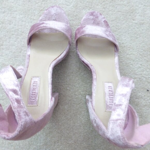 FOREVER 21 light lilac velvet chunky platform heels - Picture 11 of 11